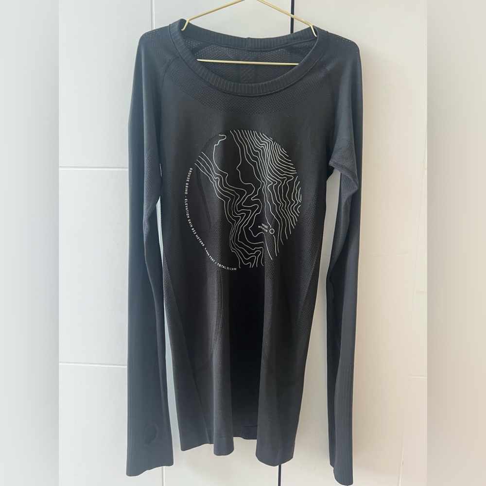 Lululemon Athletica Black Swiftly Tech x Grouse Grind Longsleeve